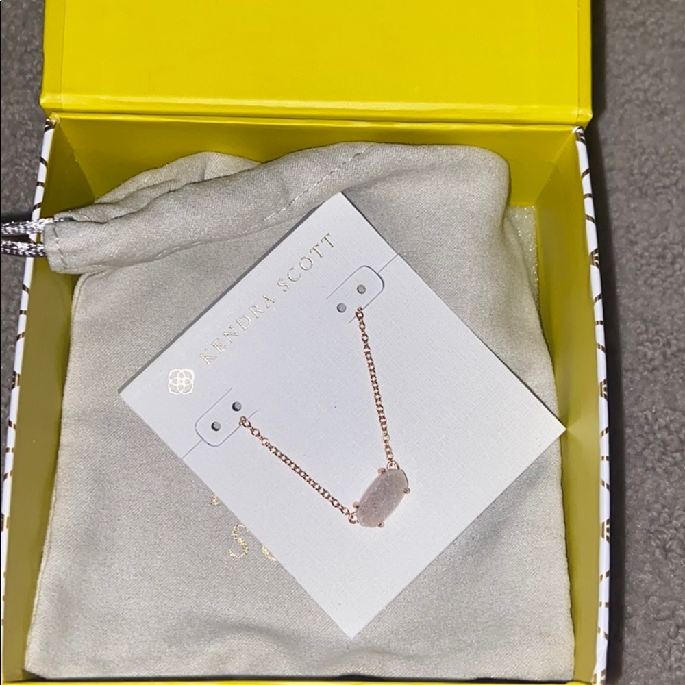 Kendra Scott Necklace